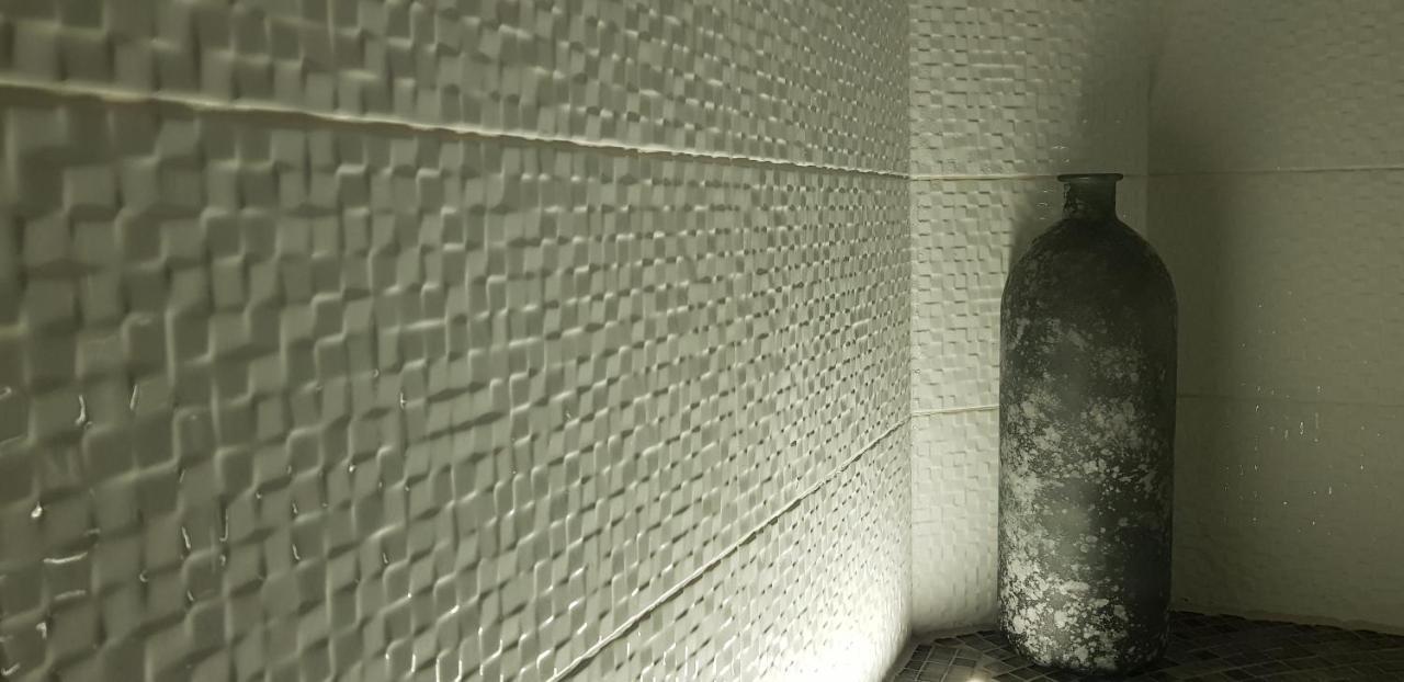 Apartment Plaza ----Wallbox 11Kw 16A ----- Private Spa- Jacuzzi, Infrared Sauna, Luxury Massage Chair, Parking, Entry With Pin 0 - 24H, Free Cancellation 24 Hours Before Check In Slavonski Brod Exterior photo